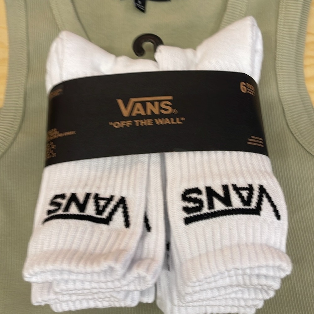 Vans Socks 6 pairs set CREW VANS.
"OFF THE WALL" White/Black 
NWT - Picture 8 of 16